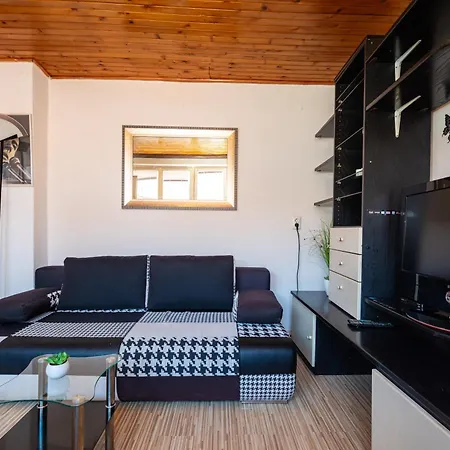 Timeless Antique Old Town With Terrace Apartment *