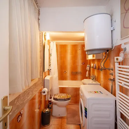 דירה Timeless Antique Old Town With Terrace *