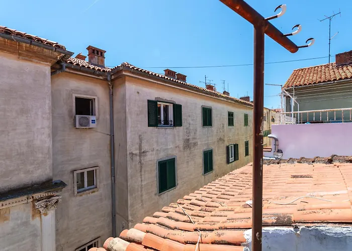 Lägenhet Timeless Antique Old Town With Terrace Zadar
